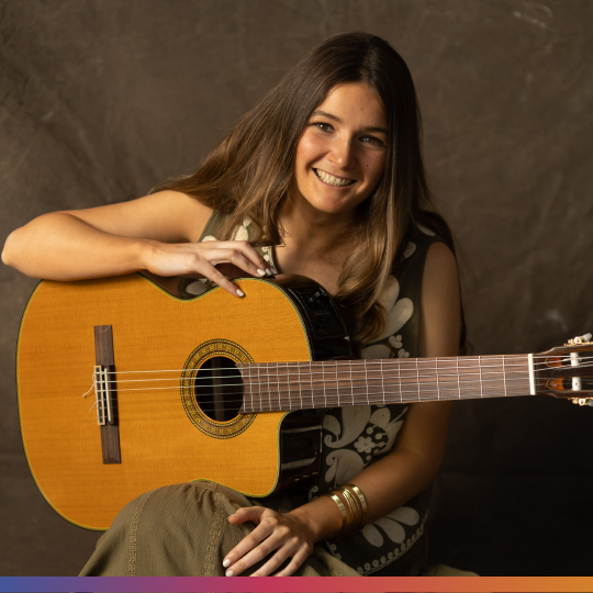 MAGGIE CULLEN presenta DECIMAS
